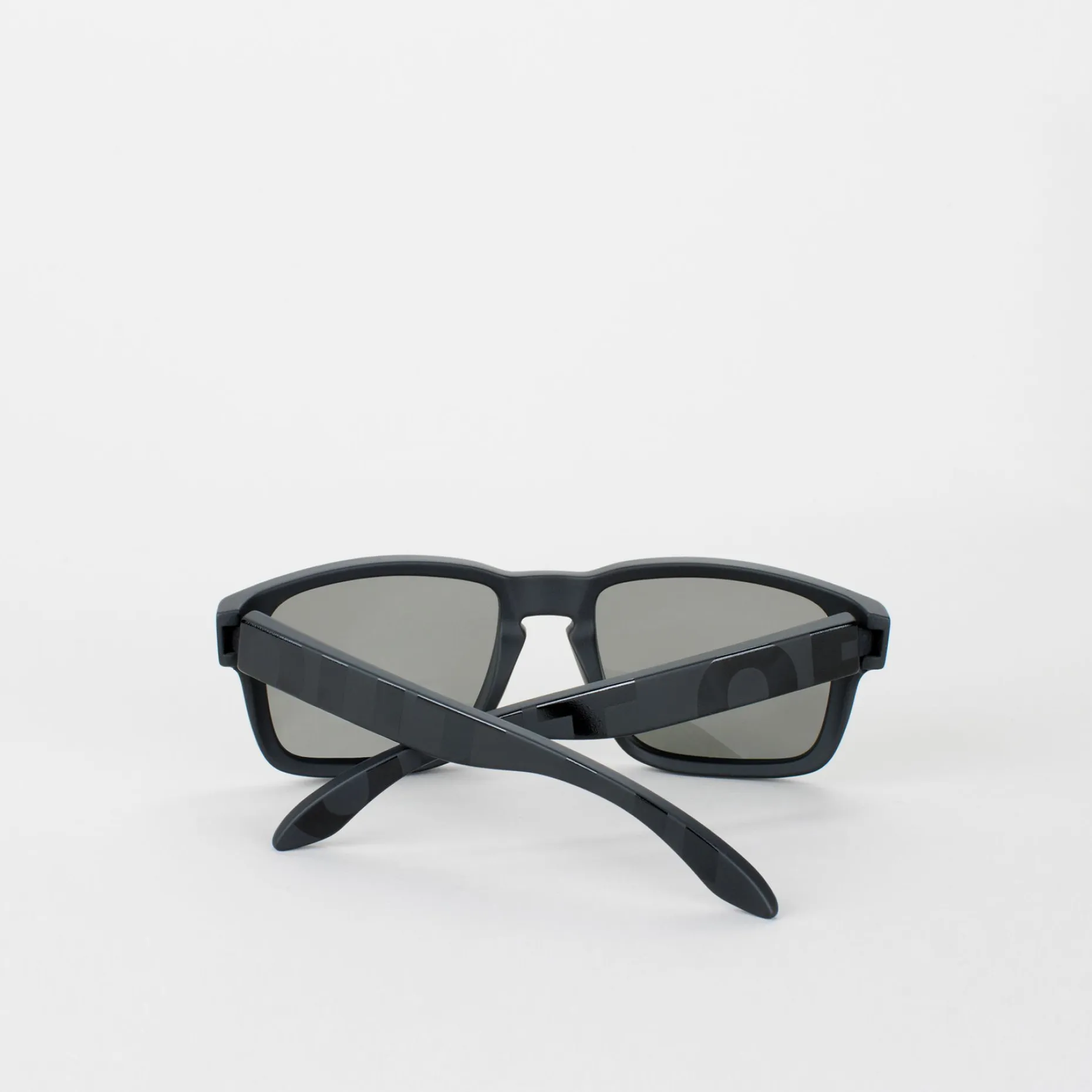 Gafas de sol Out Of SWORDFISH 2S010511